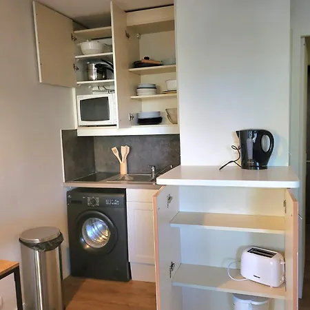 4 Personnes, Climatisé, Piscine, Parking Appartement